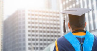 Is an MD/MBA Worth It? Guide for Aspiring Healthcare Leaders