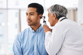 What Internships Should a Pre-Med Student Do?