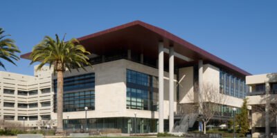 How to Get Into Stanford Medical School: The Definitive Guide