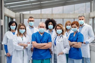 MD vs DO: The Major Differences (And Which is Better)