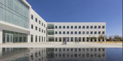 How to Get Into California University of Science and Medicine: The Definitive Guide (2024)