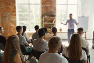 10 Easiest and Hardest College Majors in 2025