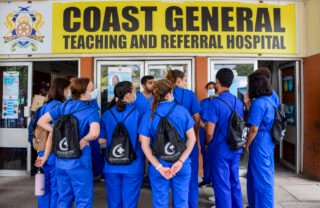 How Many Clinical Hours Do I Need for Medical School in 2025 