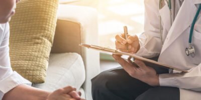 How Healthcare Verification Protects and Empowers Health Professionals