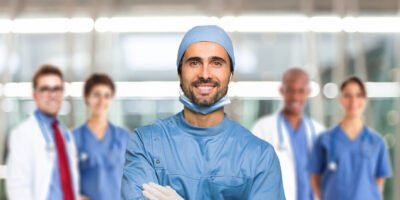Do Dentists Go To Medical School? US & UK + Education Advice