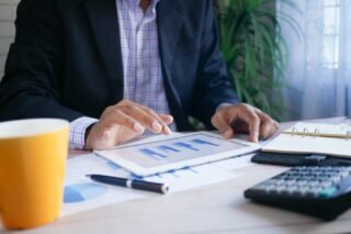 How to Manage Your Finances During Your Residency Years