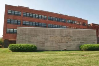 How to Get Into Howard University College of Medicine: The Definitive Guide (2024)