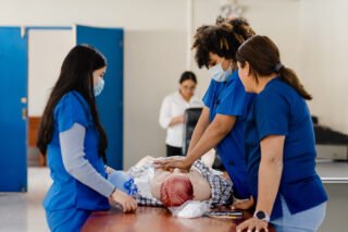 The Role Of Mentorship In Pre-Clinical Programs For High Schoolers