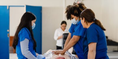 The Role Of Mentorship In Pre-Clinical Programs For High Schoolers