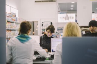 How Pharmacies Work – A Comprehensive Guide