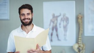 MDs, DOs and Chiropractors: How They’re Different (2026)