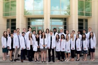 How Many Shadowing Hours for Medical School Are Required (2025)