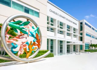 How to Get Into Florida Atlantic University Charles E. Schmidt College of Medicine: The Definitive Guide (2024)