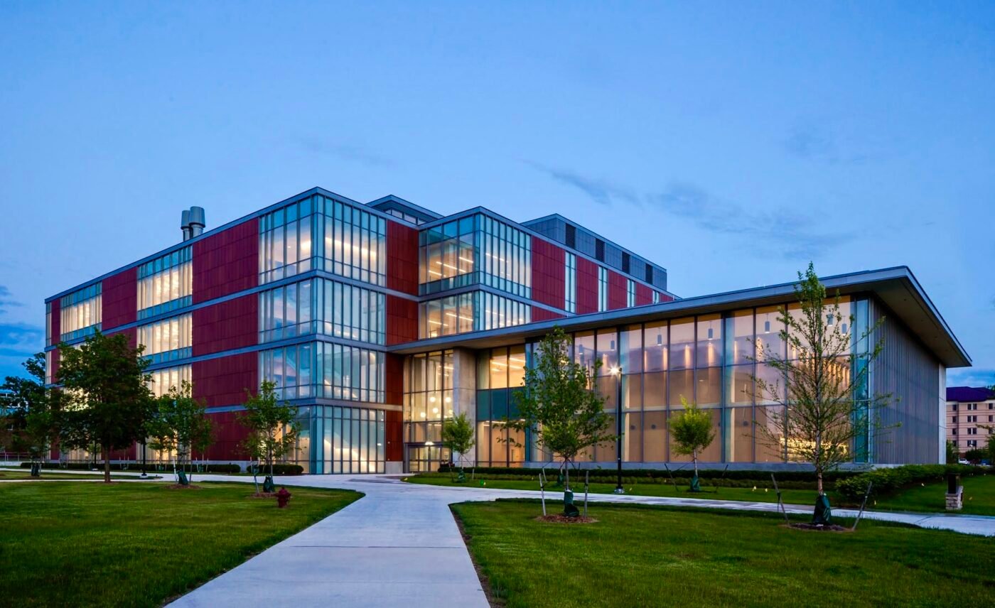 How to Get Into Central Michigan University College of Medicine: The Definitive Guide (2024)