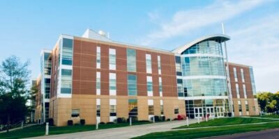 How to Get Into the University of South Dakota Sanford School of Medicine: The Definitive Guide (2024)