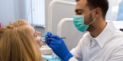 Finding the Right South Tampa Dentist: A Review of the Best Clinics in the Area