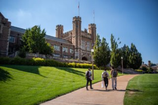 How to Get Into Washington University in St. Louis School of Medicine: The Definitive Guide (2024)