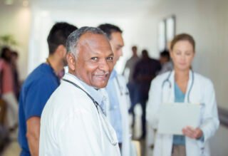 How to Build and Maintain Strong Relationships During Clinical Rotations