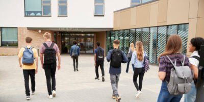 How To Build a Strong Pre-Med Resume in High School